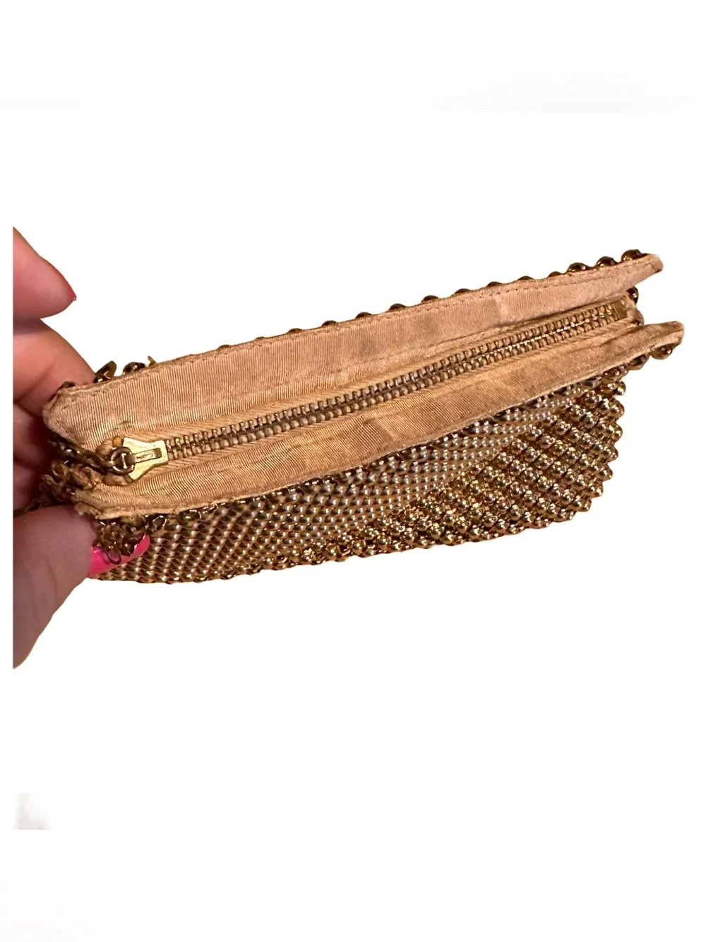 VINTAGE WHITING & DAVIS GOLD METAL MESH DOT CHANGE PURSE